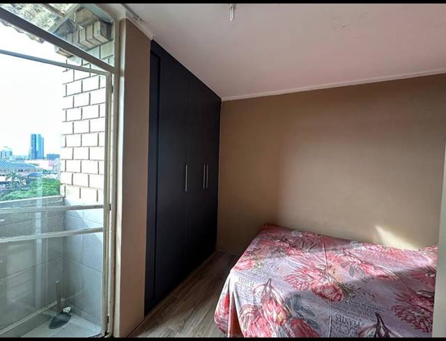 2 BEDROOM APARTMENT FOR SALE IN SUNNYSIDE